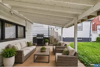 116 Hamilton Avenue, Fairview, NJ 07022 - Photo 7