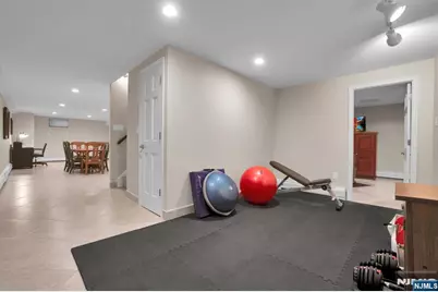 309 Windham Court, Wyckoff Township, NJ 07481 - Photo 37