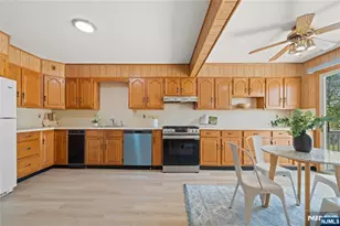 765 Chase Ave, Lyndhurst Township, NJ 07071 - Photo 17