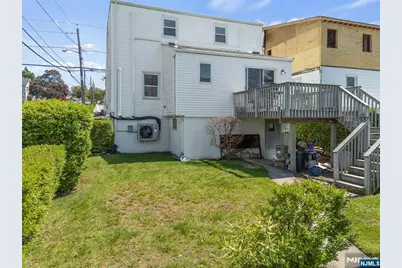 765 Chase Avenue, Lyndhurst Township, NJ 07071 - Photo 27
