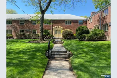 50 1st 4 B #4 B, Bergenfield, NJ 07621 - Photo 1
