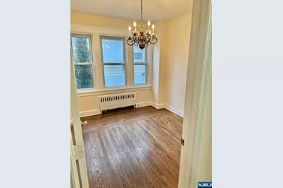 383-385 Dakota Street, Paterson, NJ 07503 - Photo 9
