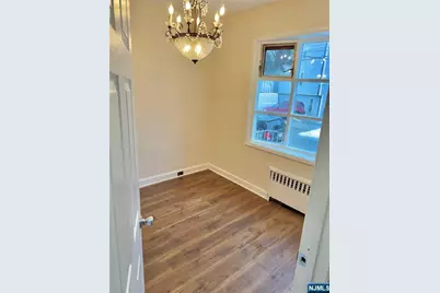 383-385 Dakota Street, Paterson, NJ 07503 - Photo 7