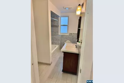 383-385 Dakota Street, Paterson, NJ 07503 - Photo 5