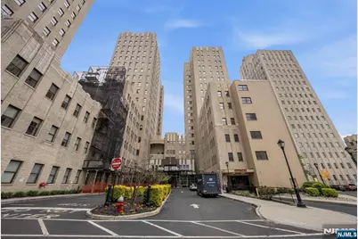 4 Beacon Way 1404 #1404, Jersey City, NJ 07304 - Photo 25