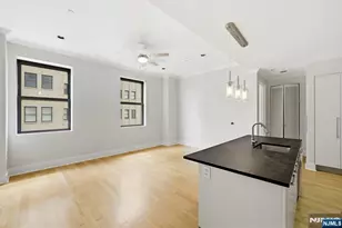 4 Beacon Way 1404, Jersey City, NJ 07304 - Photo 3