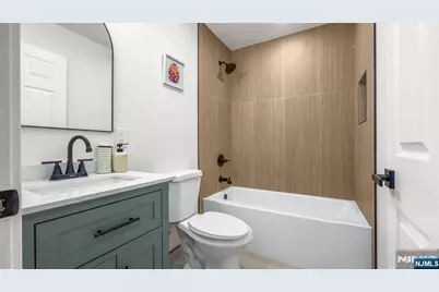 148 Munn Avenue, East Orange, NJ 07017 - Photo 9