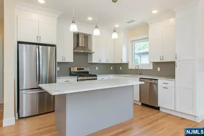33 Van Dyke Street, Wallington, NJ 07057 - Photo 13