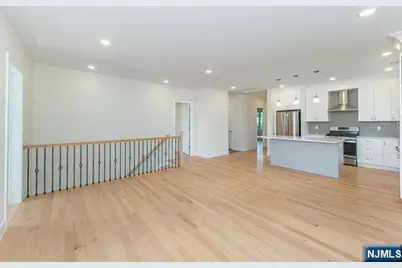 33 Van Dyke Street, Wallington, NJ 07057 - Photo 19