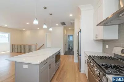33 Van Dyke Street, Wallington, NJ 07057 - Photo 15