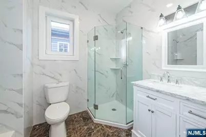 33 Van Dyke Street, Wallington, NJ 07057 - Photo 5