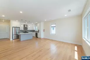 33 Van Dyke St, Wallington, NJ 07057 - Photo 11