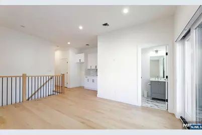 309 7th 1 #1, Palisades Park, NJ 07650 - Photo 19
