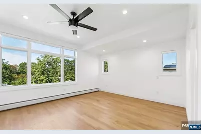 309 7th 1 #1, Palisades Park, NJ 07650 - Photo 11