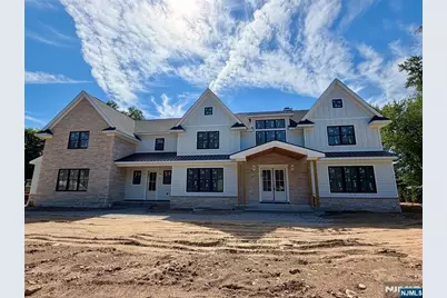 776 Commanche Lane, Franklin Lakes, NJ 07417 - Photo 1