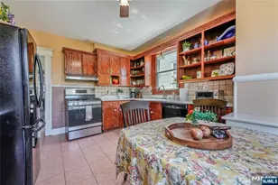 671 Devon St, Kearny, NJ 07032 - Photo 21