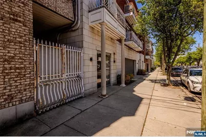 29-31 Freeman Street D-2 #D-2, Newark, NJ 07105 - Photo 29