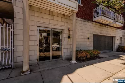 29-31 Freeman Street D-2 #D-2, Newark, NJ 07105 - Photo 27