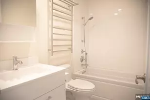 23 Lakeview Dr, Old Tappan, NJ 07675 - Photo 37