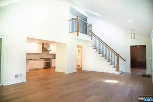 23 Lakeview Dr, Old Tappan, NJ 07675 - Photo 9