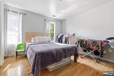 22 Lentz, Newark, NJ 07105 - Photo 5