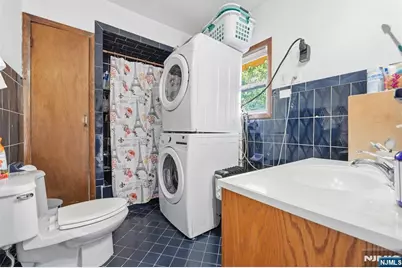22 Lentz, Newark, NJ 07105 - Photo 11