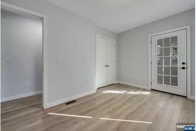17 Mission Street 1 #1, Montclair, NJ 07042 - Photo 7