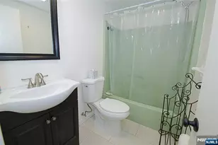 9 Village Way 4, Vernon, NJ 07462 - Photo 15
