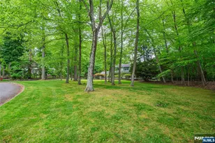 115 Hampshire Hill Rd, Upper Saddle River, NJ 07458 - Photo 41