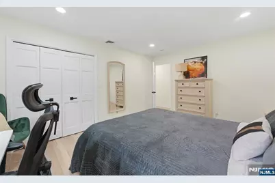 26 Madison Avenue, Hasbrouck Heights, NJ 07604 - Photo 27