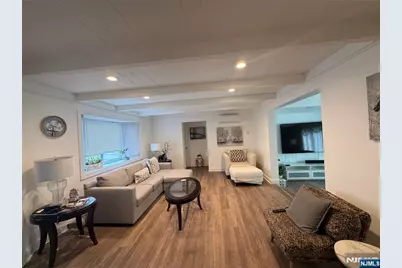 347 Forest Avenue, Paramus, NJ 07652 - Photo 9