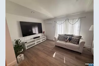 347 Forest Avenue, Paramus, NJ 07652 - Photo 3