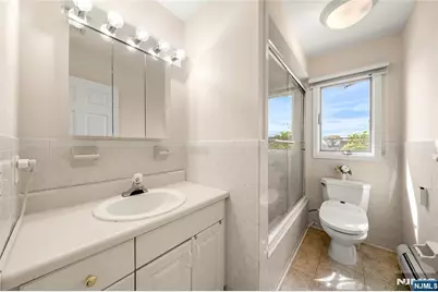 415 Lawton Avenue A #A, Cliffside Park, NJ 07010 - Photo 17