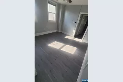190 17th Avenue, Paterson, NJ 07504 - Photo 5