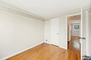 320 W Clinton Ave, Bergenfield, NJ 07621 - Photo 25