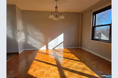 2348 Linwood Avenue 3L #3L, Fort Lee, NJ 07024 - Photo 7