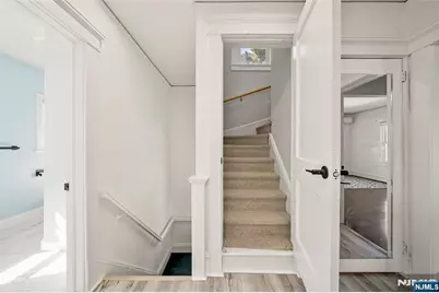 332 Allaire Avenue, Leonia, NJ 07605 - Photo 15