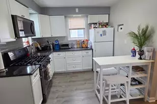 166 Carmita Ave 2, Rutherford, NJ 07070 - Photo 3