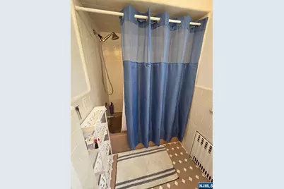 166 Carmita Avenue 2 #2, Rutherford, NJ 07070 - Photo 17