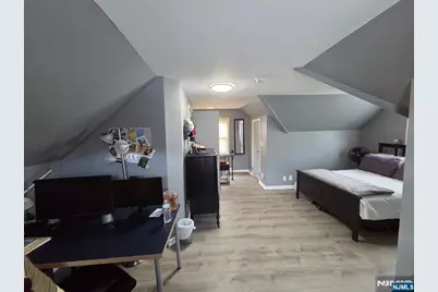 166 Carmita Avenue 2 #2, Rutherford, NJ 07070 - Photo 25