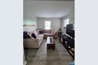 166 Carmita Avenue 2 #2, Rutherford, NJ 07070 - Photo 5