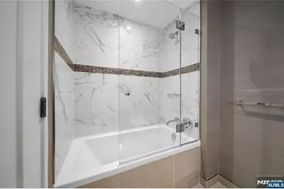 800 Ave At Port Imperial 619 #619, Weehawken, NJ 07086 - Photo 21