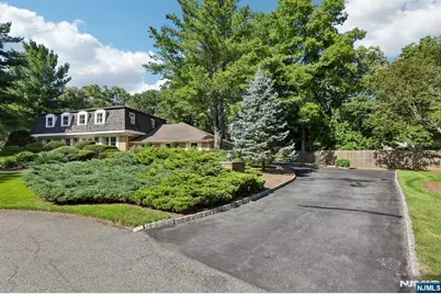 306 Windham Court, Wyckoff Township, NJ 07481 - Photo 47