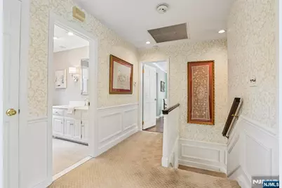 306 Windham Court, Wyckoff Township, NJ 07481 - Photo 27