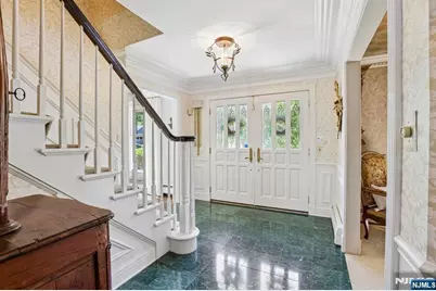 306 Windham Court, Wyckoff Township, NJ 07481 - Photo 7