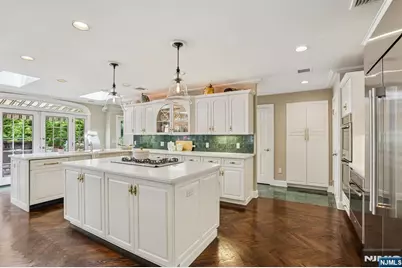 306 Windham Court, Wyckoff Township, NJ 07481 - Photo 19