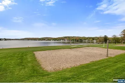 35 Maple Lane 2706 #2706, Mount Arlington, NJ 07856 - Photo 31