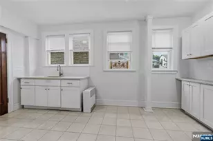 465 Oakdene Ave 1, Cliffside Park, NJ 07010 - Photo 19