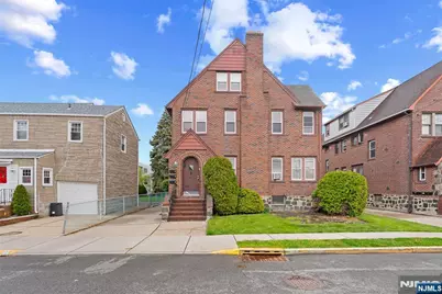 465 Oakdene Avenue 1 #1, Cliffside Park, NJ 07010 - Photo 31