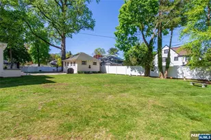 229 Tremont Ave, Orange, NJ 07050 - Photo 37